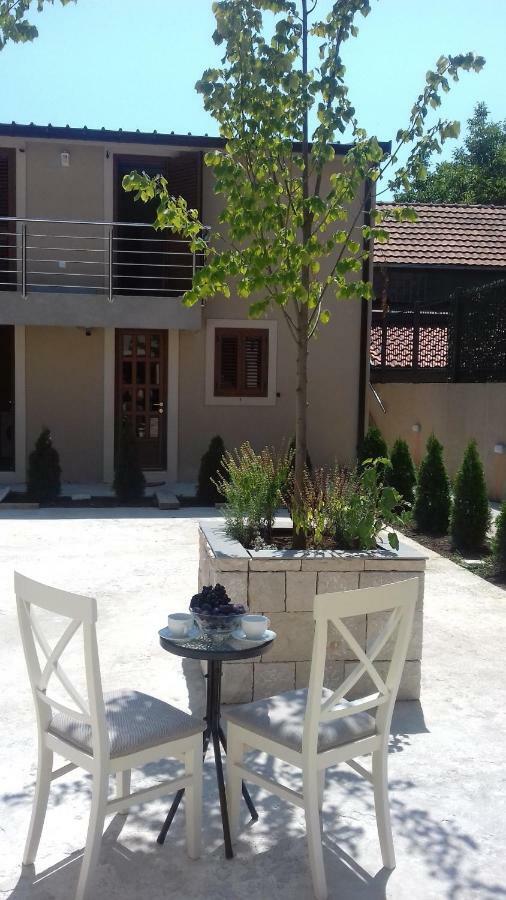 فندق Tilia سيتينيي المظهر الخارجي الصورة